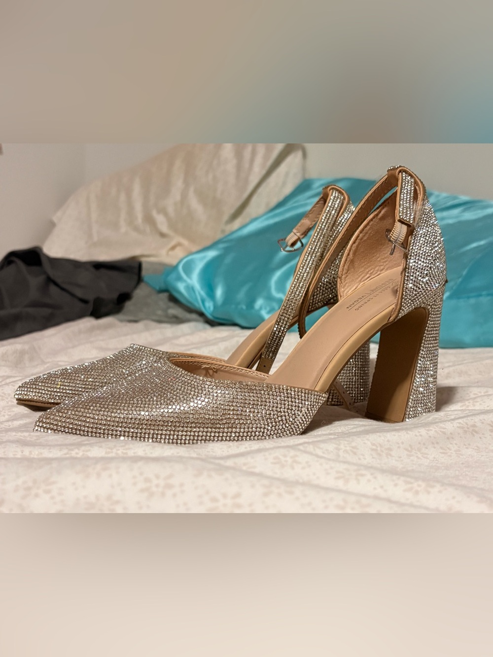Size 10 Sparkling Silver Pointed-Toe Block Heel Pumps